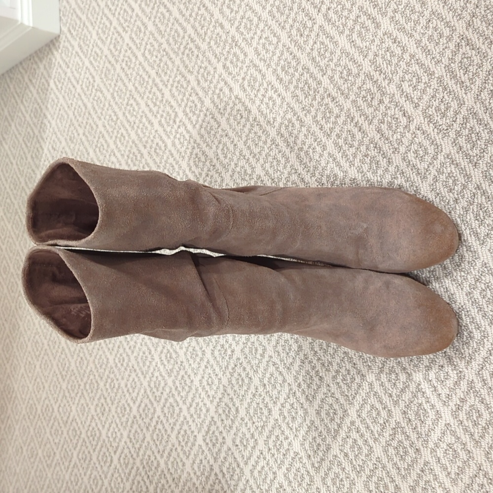 Charles by Charles David boots 8.5